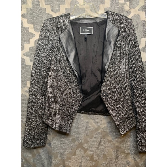 LE CHATEAU DRESS JACKET - Picture 2 of 2